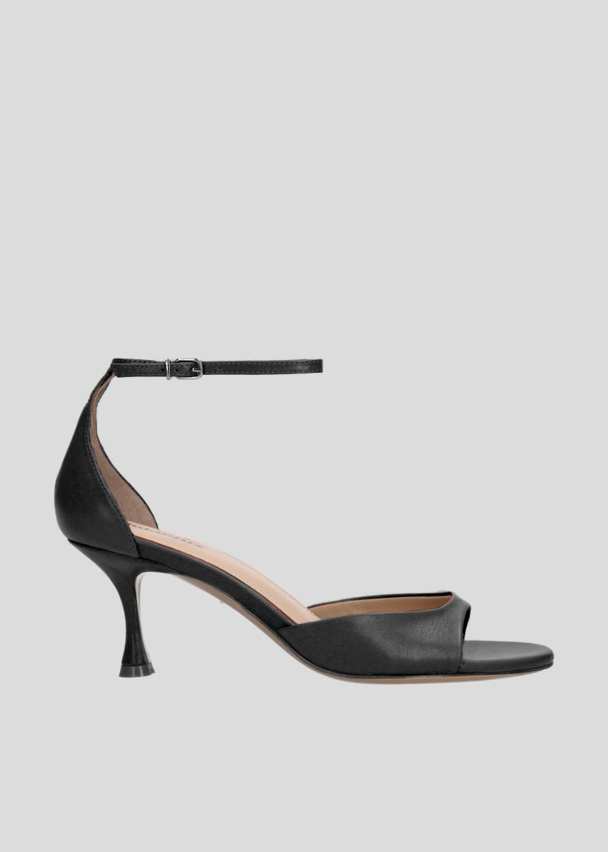 Kumala Sandal