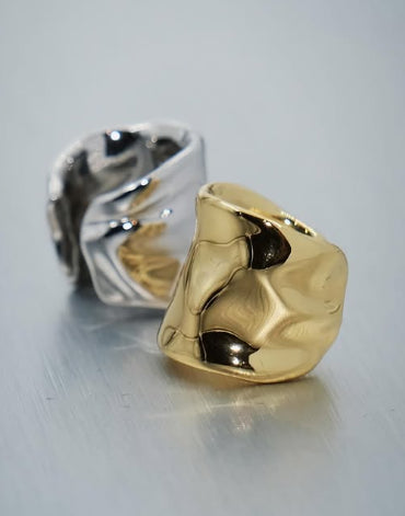 Molten Ara Earcuff Gold