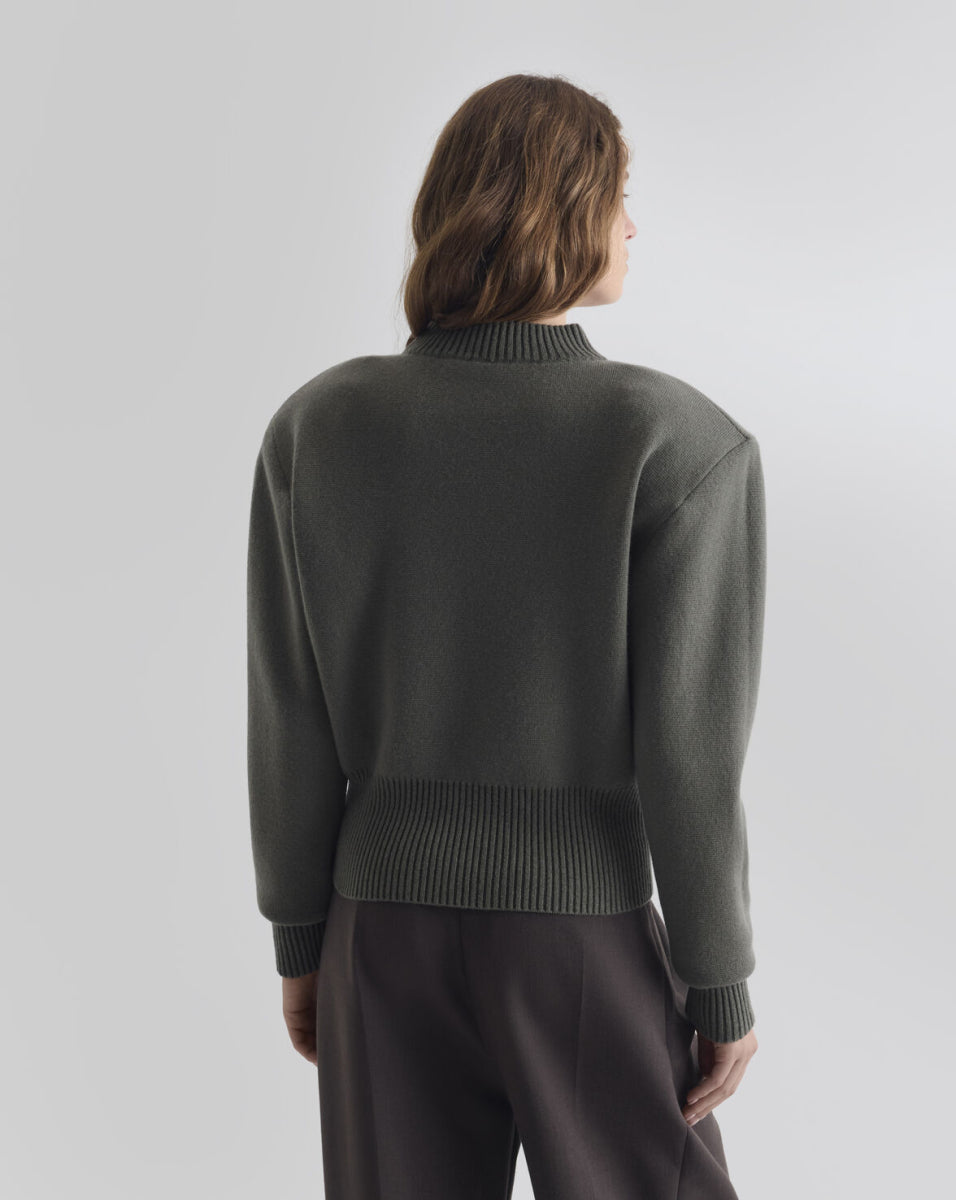 Lovelie Round Neck Shell Iro